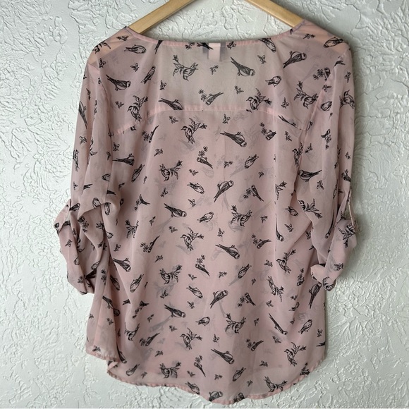 TORRID | Sheer Pink Chiffon Bird Print Henley Blouse - Picture 4 of 15